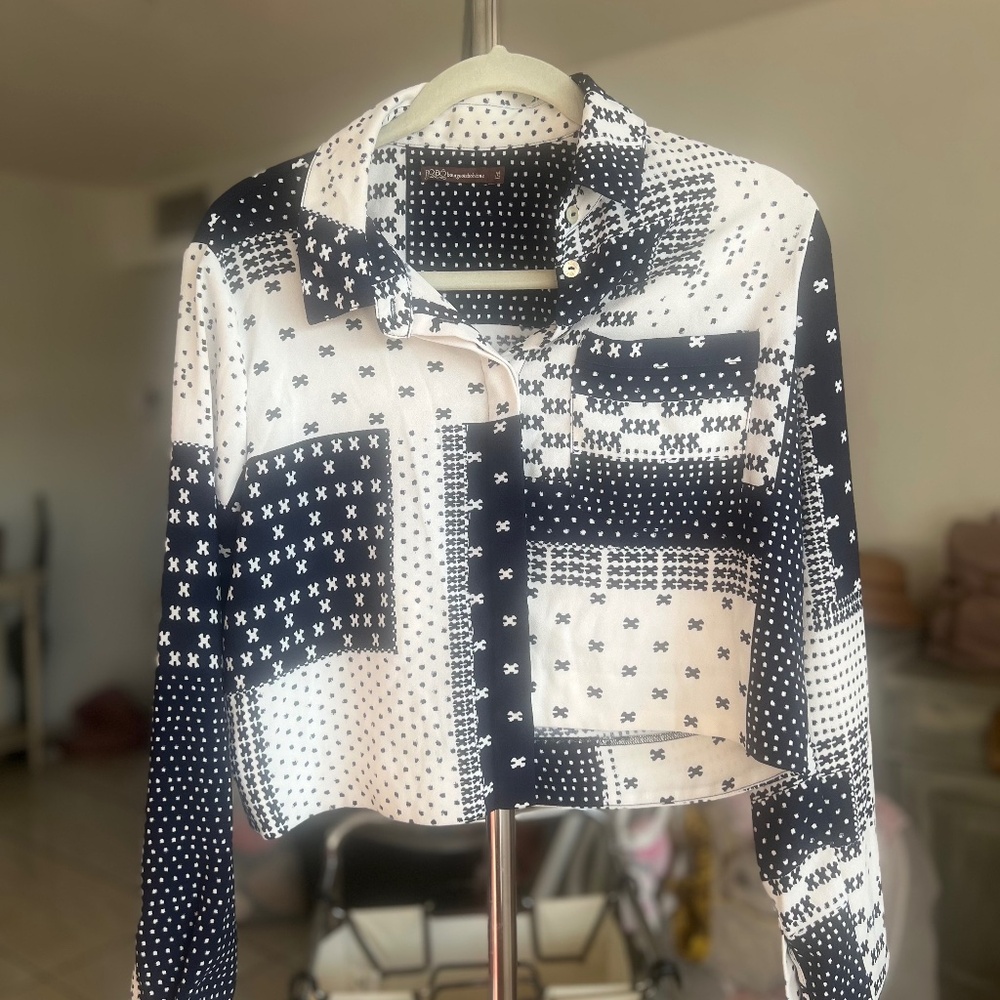 Bourgeoisie Bohem Patchwork Bandana Button-Down Crop Shirt — Navy/White